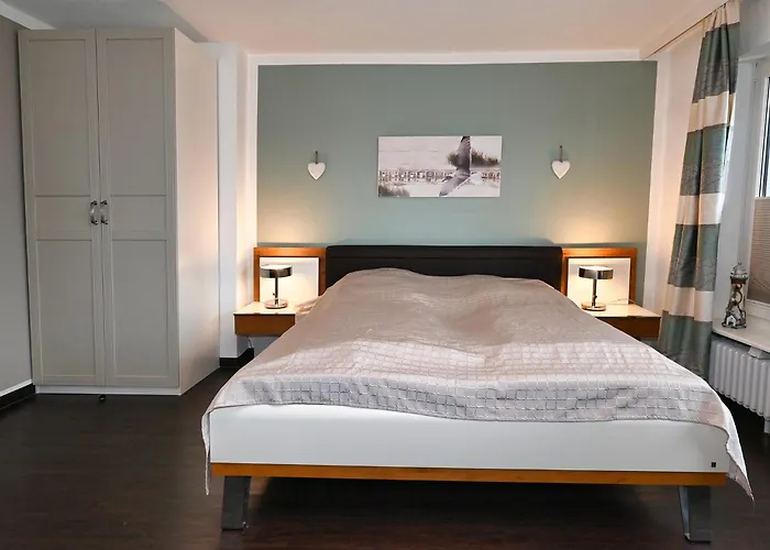 Buesumer Moev 公寓 比苏姆